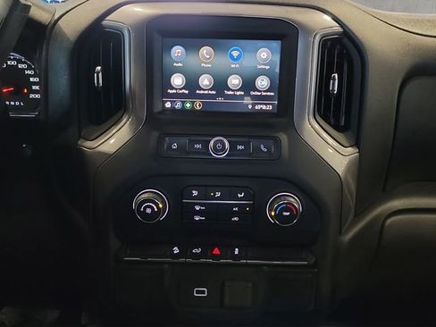 Used 2020 Chevrolet Silverado 1500 Custom Trail Boss w/ Custom Convenience Package image 14