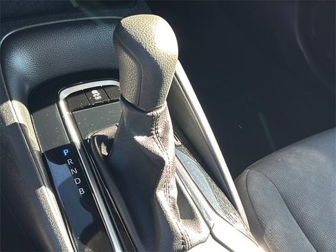 Used 2023 Toyota Corolla LE image 33