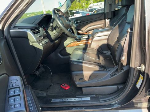 Used 2016 Chevrolet Suburban LTZ AWD/4WD image 8