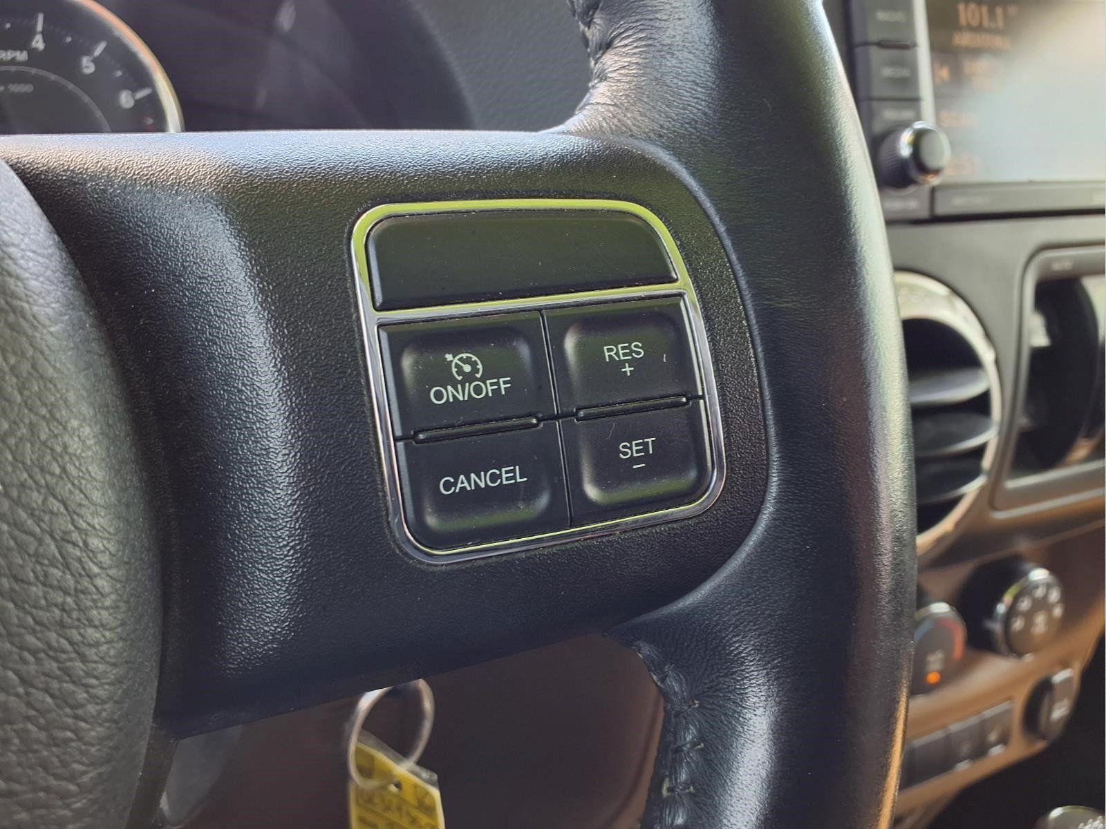 Used 2016 Jeep Wrangler Unlimited Rubicon w/ Connectivity Group AWD/4WD image 20