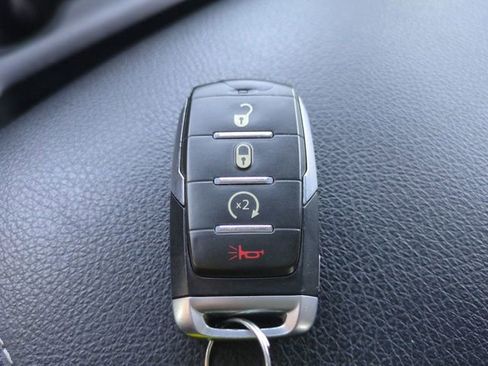 Used 2023 RAM 1500 Big Horn image 29