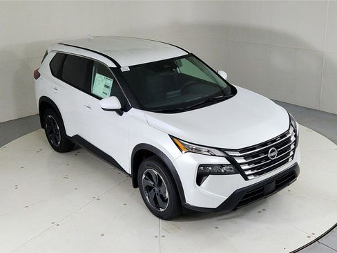 New 2026 Nissan Rogue SV image 13