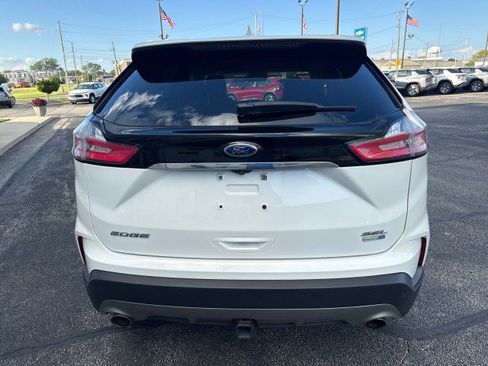 Used 2020 Ford Edge SEL w/ Cold Weather Package AWD/4WD image 4