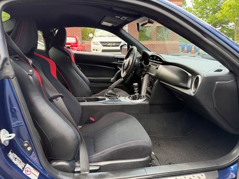 Used 2013 Scion FR-S RWD image 25