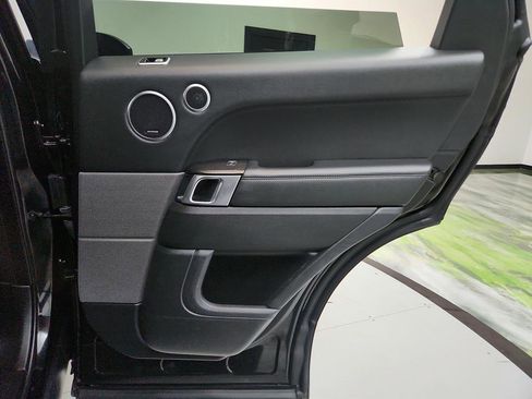 Used 2020 Land Rover Range Rover Sport SE image 29