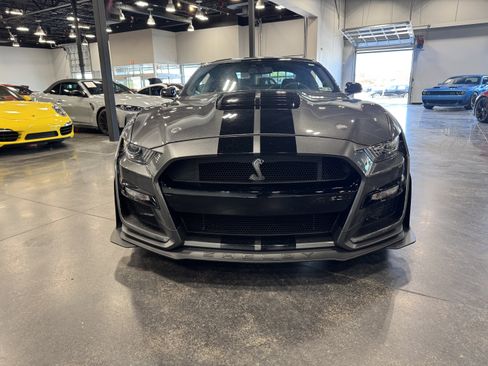 Used 2020 Ford Mustang Shelby GT500 w/ Technology Package RWD image 8