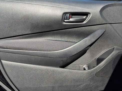 Used 2023 Toyota Corolla LE FWD image 15