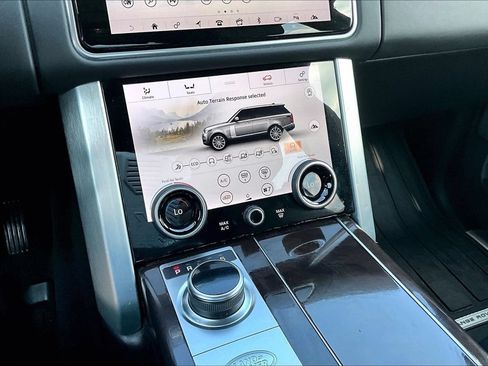 Used 2019 Land Rover Range Rover Supercharged AWD/4WD image 29