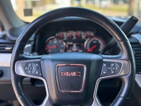 Used 2016 GMC Yukon SLT w/ Open Road Package RWD image 16