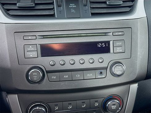 Used 2014 Nissan Sentra SV image 14