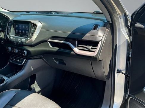 Used 2023 GMC Terrain AT4 AWD/4WD image 27