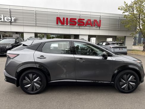 Certified 2024 Nissan Ariya AWD image 10