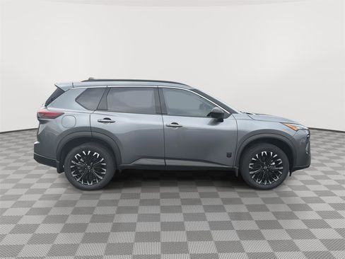 New 2026 Nissan Rogue SV FWD image 4
