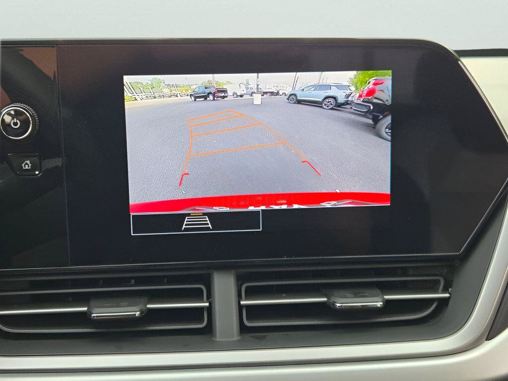 New 2026 Chevrolet Trax LS FWD image 30