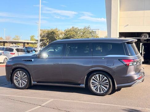 Used 2026 INFINITI QX80 Luxe w/ Cargo Package AWD/4WD image 4