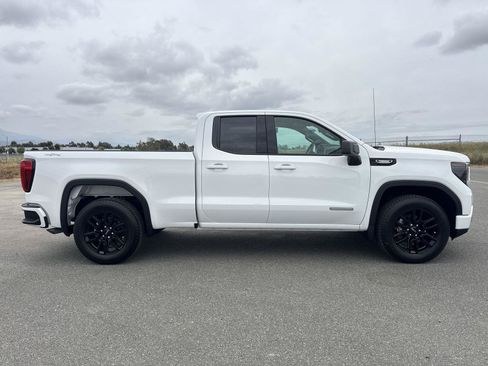New 2026 GMC Sierra 1500 Elevation AWD/4WD image 3