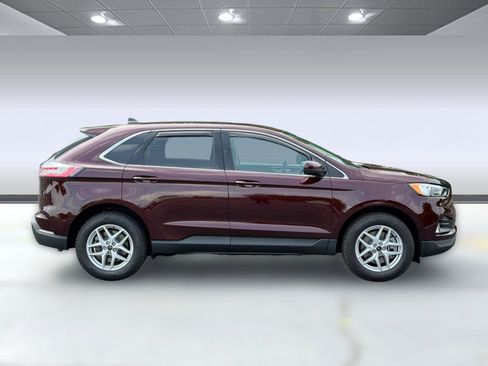 Certified 2024 Ford Edge SEL w/ Convenience Package AWD/4WD image 6
