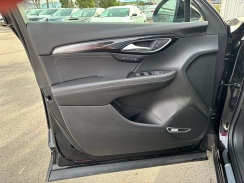 Used 2025 Buick Envision Preferred image 8