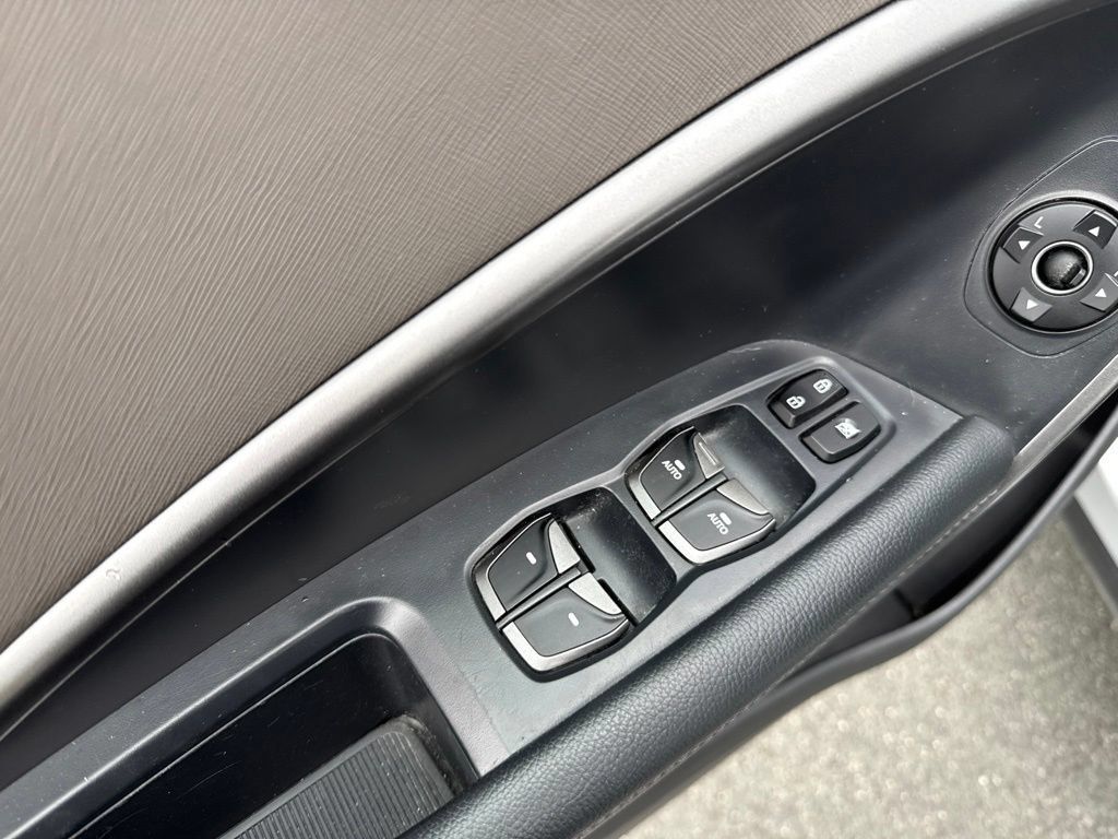 Used 2017 Hyundai Santa Fe Sport AWD/4WD image 25