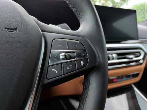 Used 2023 BMW 330i xDrive Sedan w/ Premium Package image 21