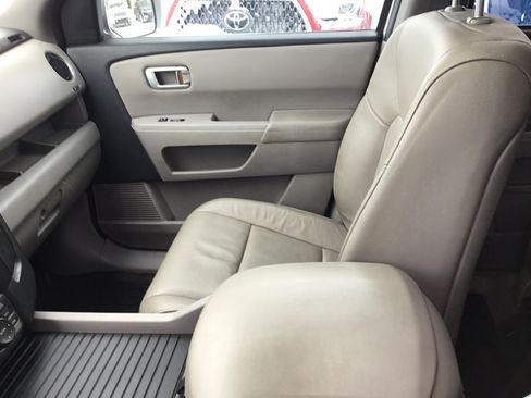 Used 2013 Honda Pilot Touring image 15