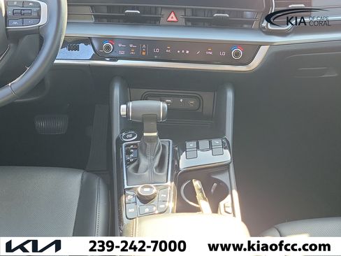 Certified 2024 Kia Sportage EX FWD image 18