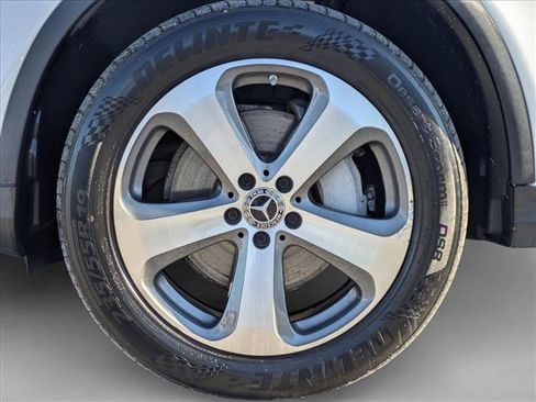 Used 2018 Mercedes-Benz GLC 300 4MATIC Coupe image 25