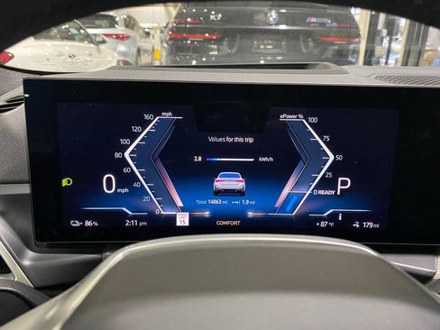 Used 2025 BMW i4 xDrive40i AWD/4WD image 12