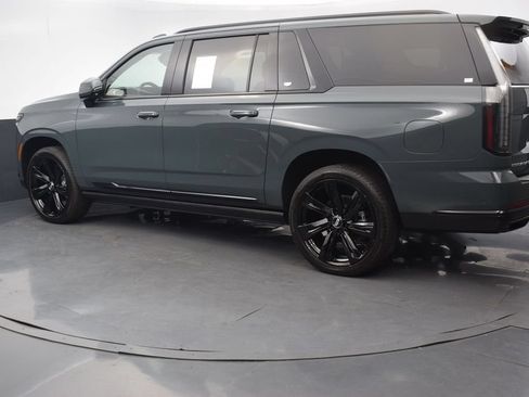 Certified 2026 Cadillac Escalade ESV Sport w/ Touring Package AWD/4WD image 3