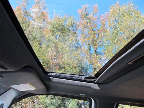 Used 2015 Ford F350 Lariat image 76