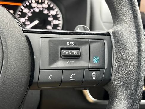 Certified 2023 Nissan Rogue SV image 17