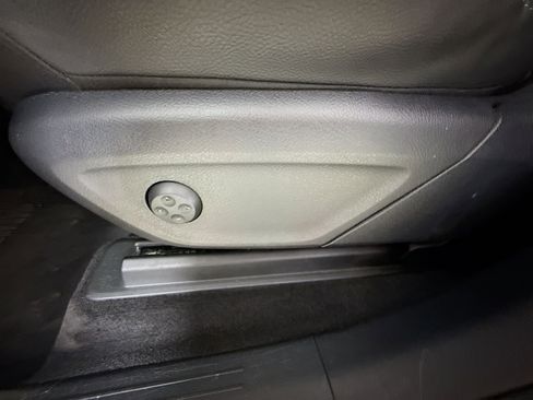 Used 2020 Mercedes-Benz GLE 350 image 24