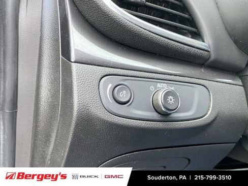 Certified 2022 Buick Encore Preferred w/ Safety Package AWD/4WD image 21