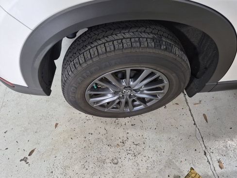 Used 2019 MAZDA CX-5 Touring FWD image 4