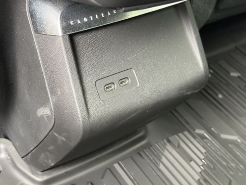 Used 2024 Cadillac Lyriq Sport w/ LPO, Floor Liner Package AWD/4WD image 12