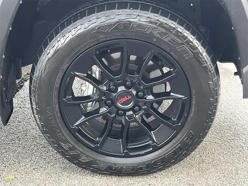 Used 2024 Toyota Tundra Limited w/ TRD Off-Road Package image 9