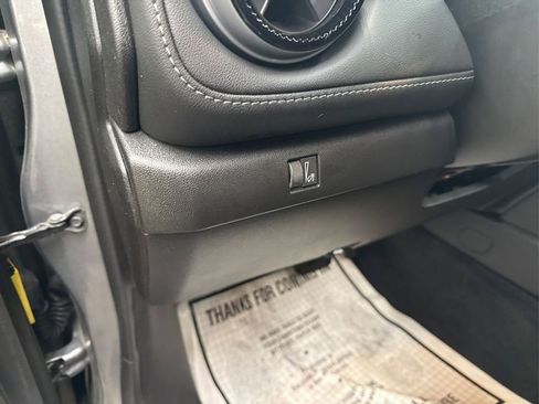 Used 2023 Chevrolet Colorado LT w/ LT Convenience Package image 37