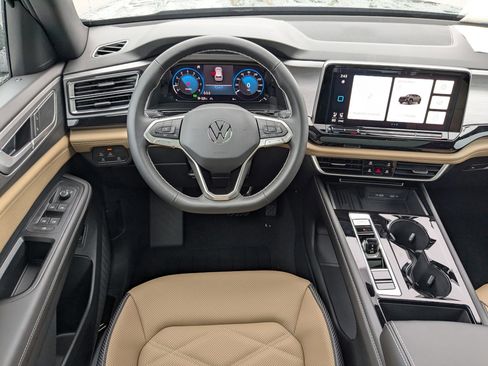 New 2026 Volkswagen Atlas Cross Sport SE image 29