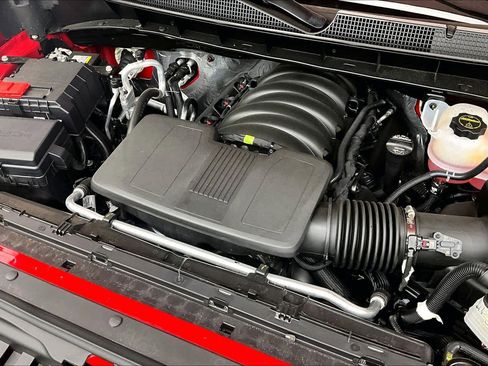 Used 2025 Chevrolet Silverado 1500 W/T w/ Z71 Off-Road Package image 30