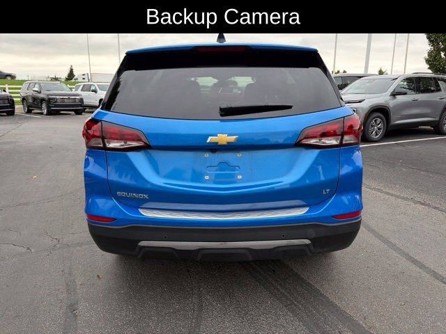 Used 2024 Chevrolet Equinox LT FWD image 2