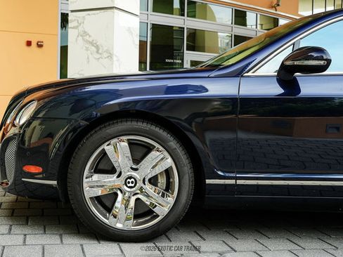 Used 2010 Bentley Flying Spur Flying Spur AWD/4WD image 2