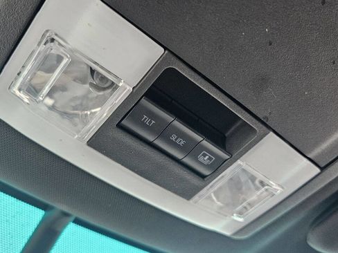 Used 2014 Ford Explorer Limited image 30