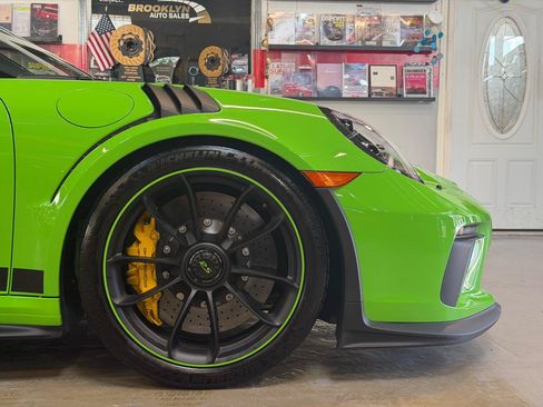 Used 2019 Porsche 911 GT3 RS RWD image 11