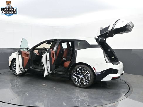 Used 2025 BMW iX M60 AWD/4WD image 46