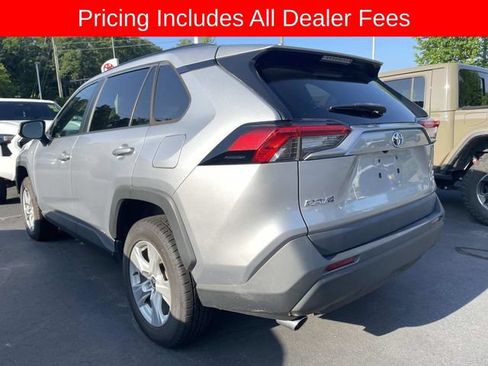 Used 2021 Toyota RAV4 XLE w/ Convenience Package AWD/4WD image 5