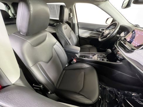 Used 2022 Jeep Compass Latitude w/ Convenience Group image 25