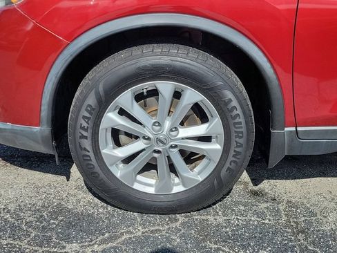 Used 2016 Nissan Rogue SV FWD image 5