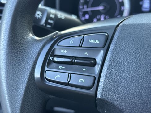 Used 2021 Hyundai Venue SE image 29