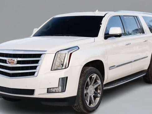 Used 2016 Cadillac Escalade ESV Luxury image 1