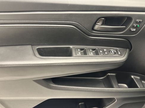 Used 2025 Honda Odyssey Sport-L image 13